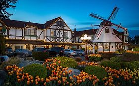 Auld Holland Inn Oak Harbor Wa